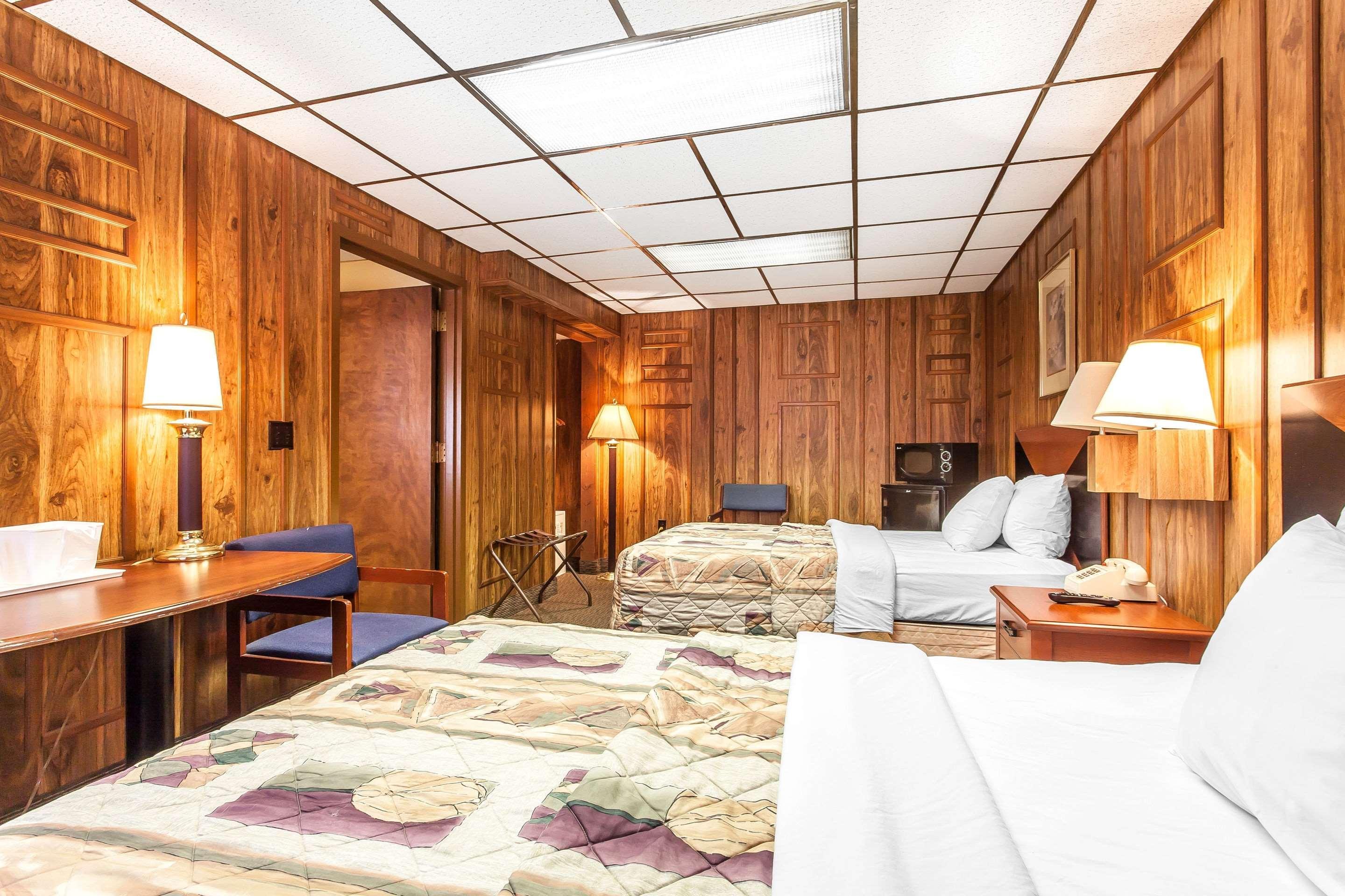 Rodeway Inn North Sandusky Extérieur photo