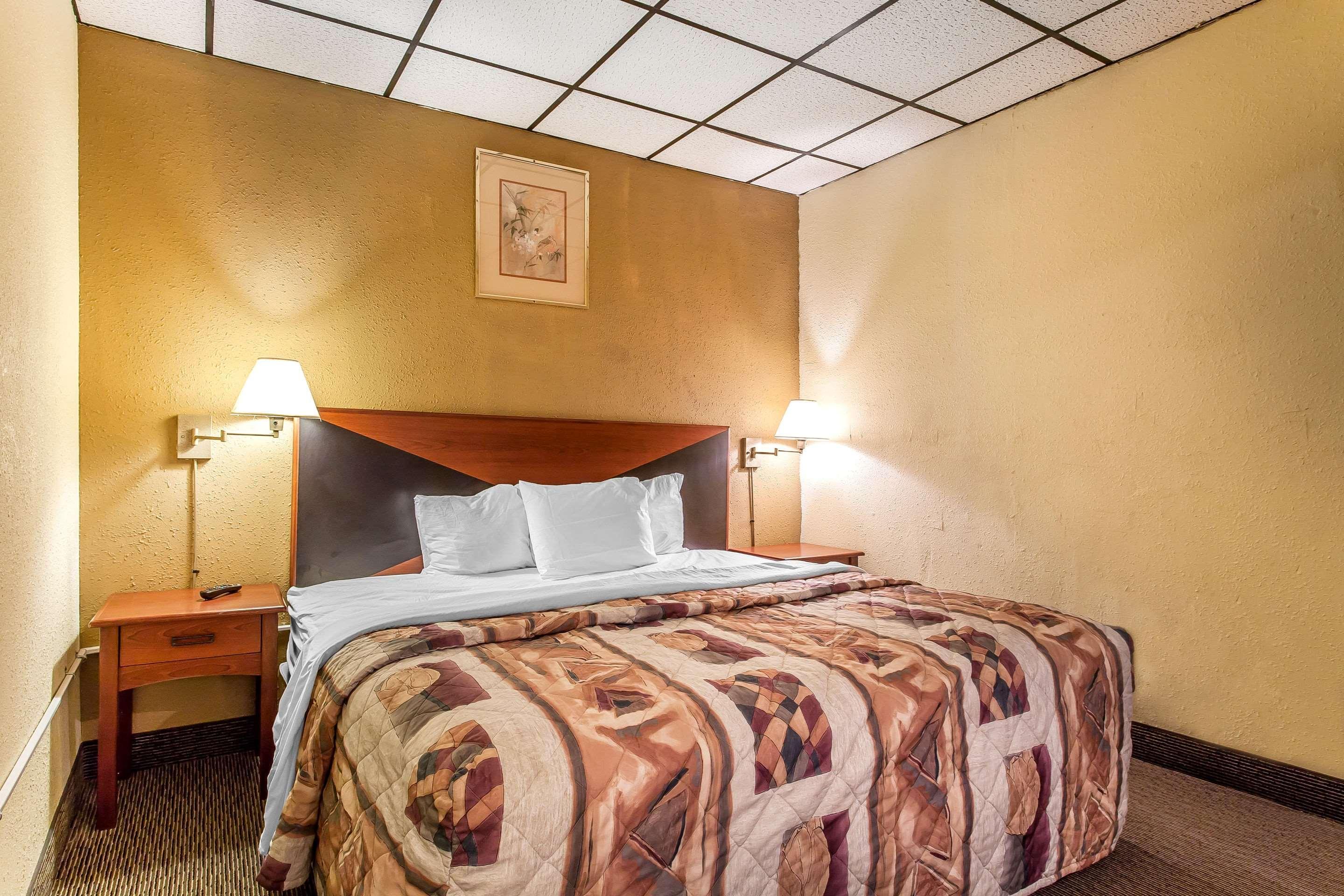 Rodeway Inn North Sandusky Extérieur photo