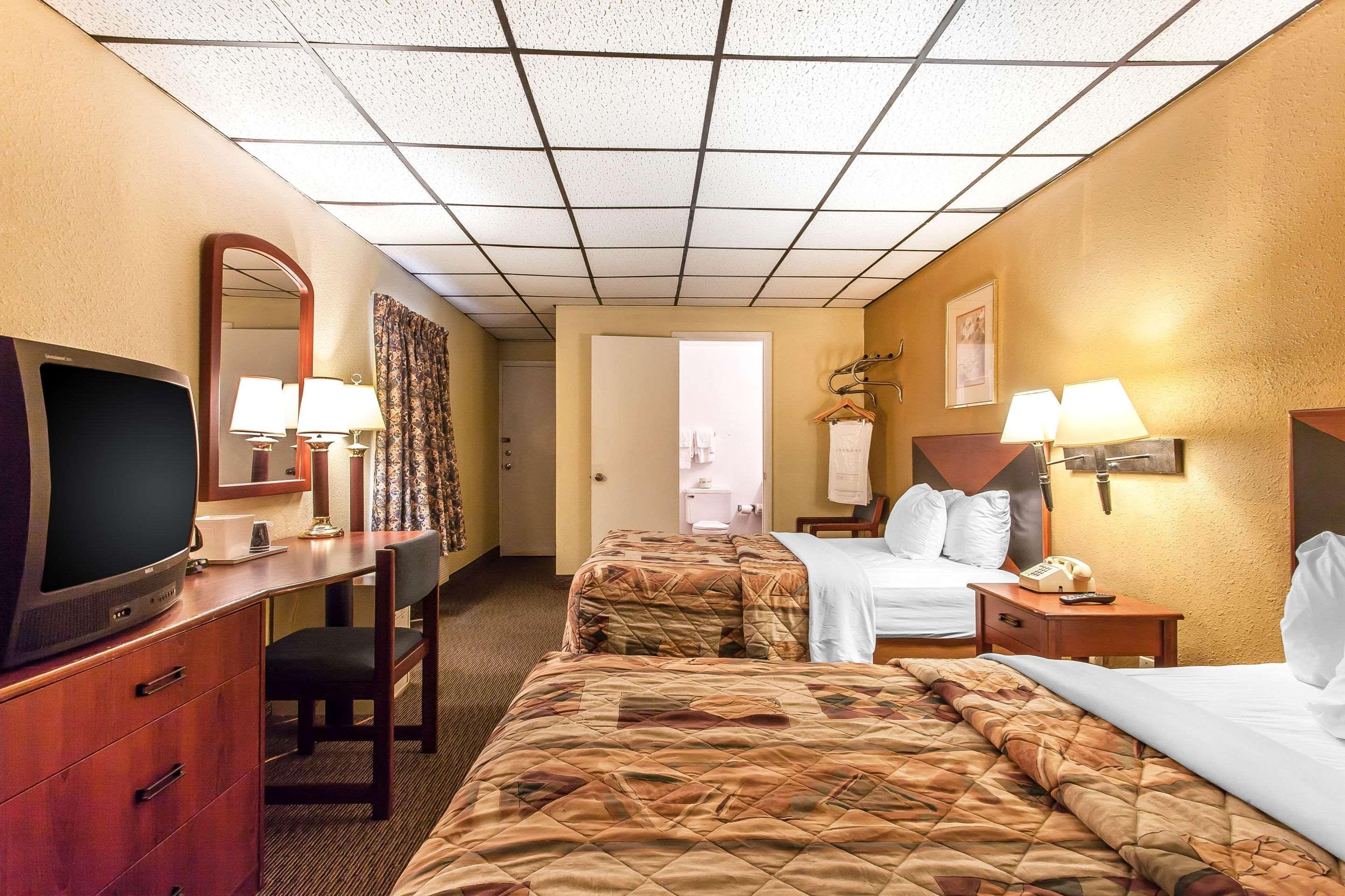 Rodeway Inn North Sandusky Extérieur photo